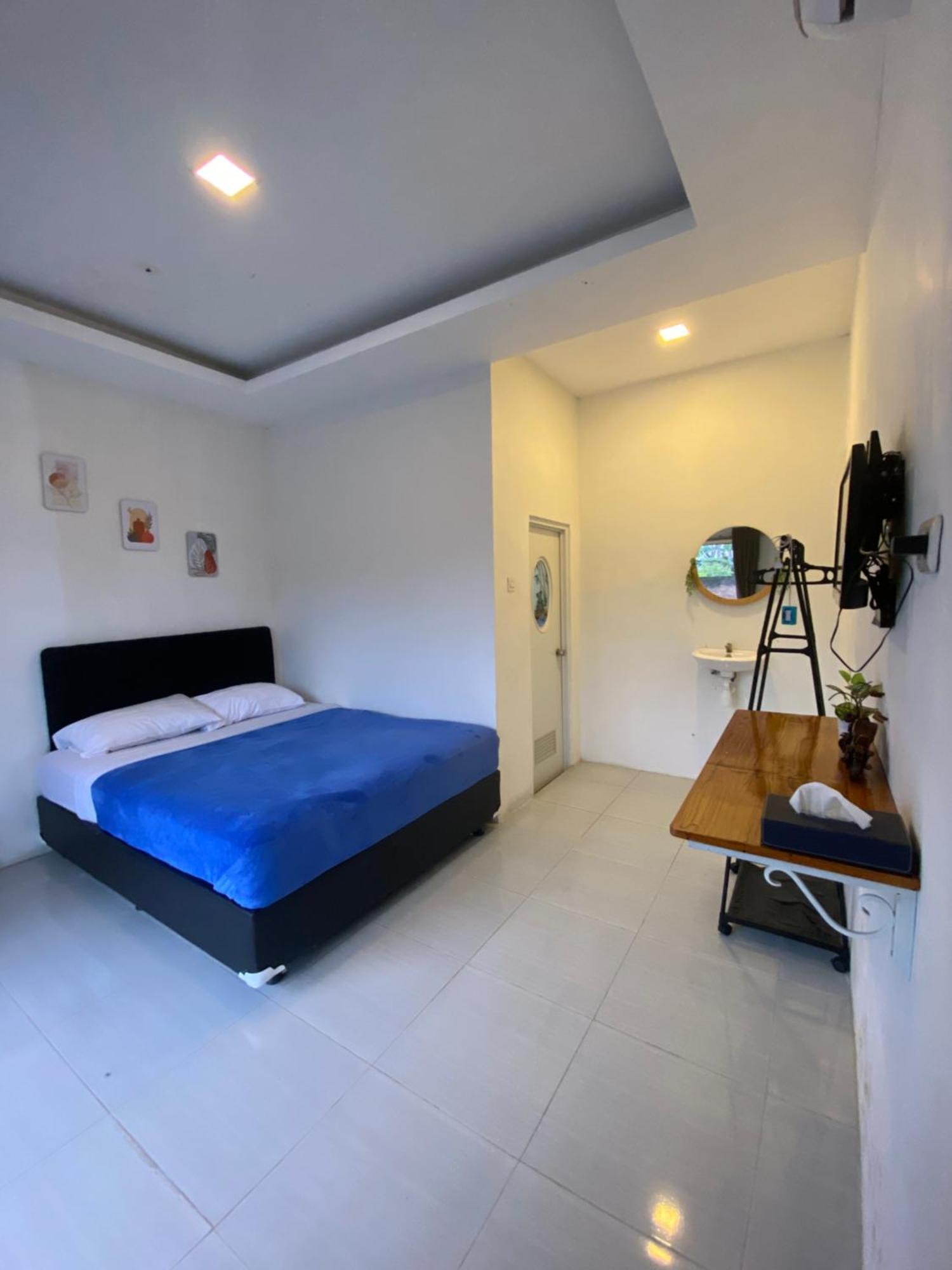 Robiu Bed & Breakfast Banyuwangi  Εξωτερικό φωτογραφία
