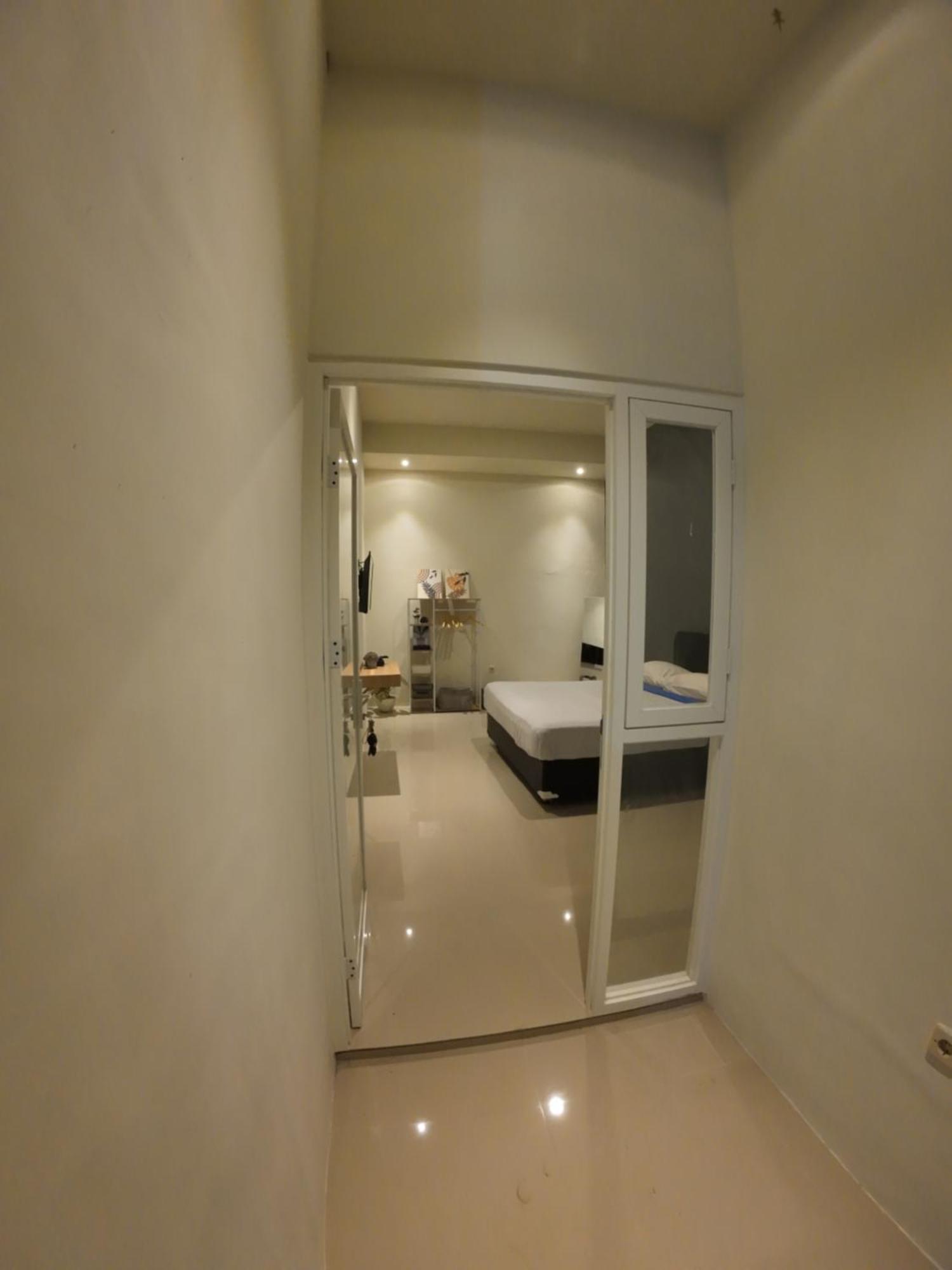 Robiu Bed & Breakfast Banyuwangi  Εξωτερικό φωτογραφία