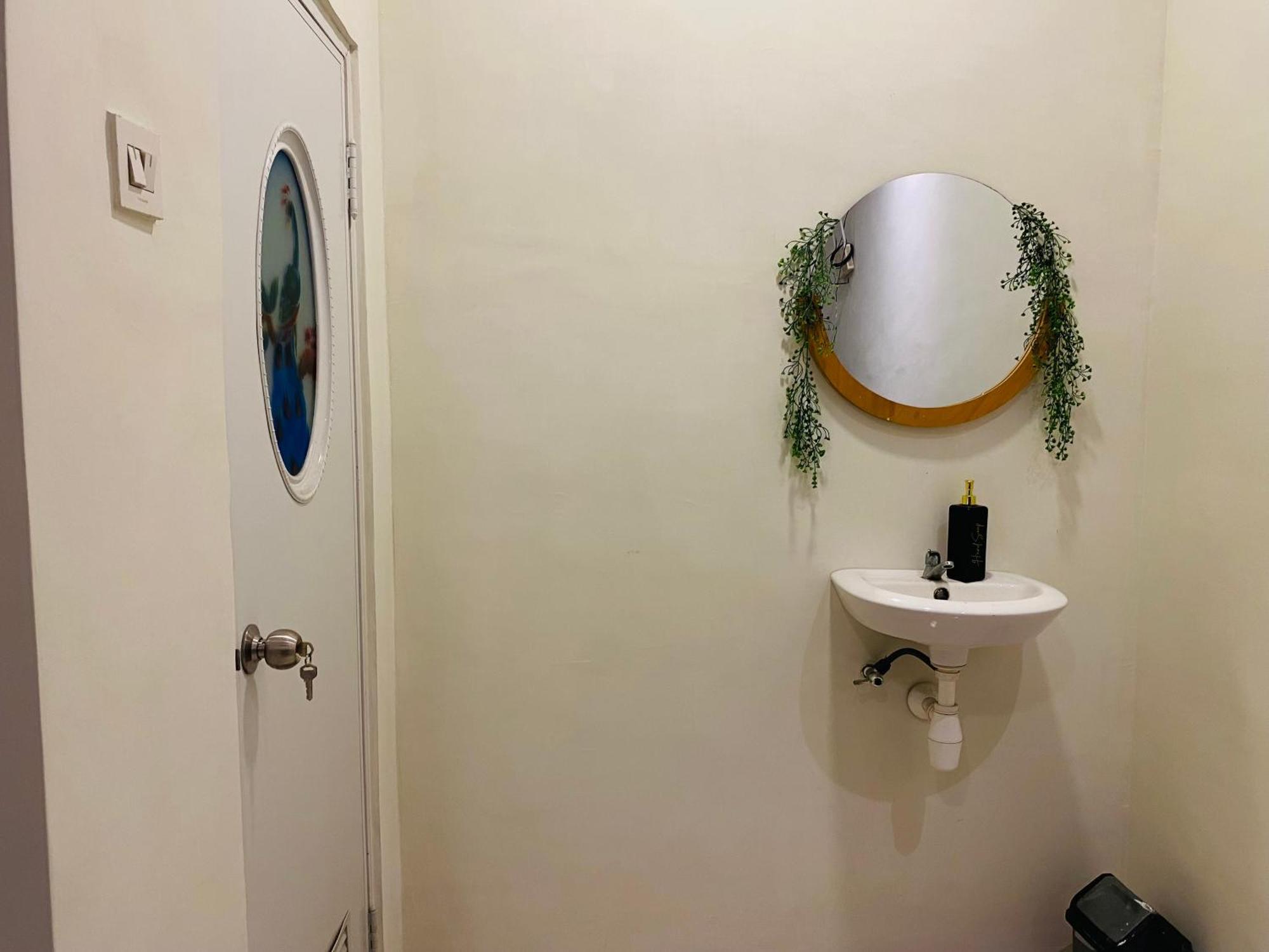 Robiu Bed & Breakfast Banyuwangi  Εξωτερικό φωτογραφία